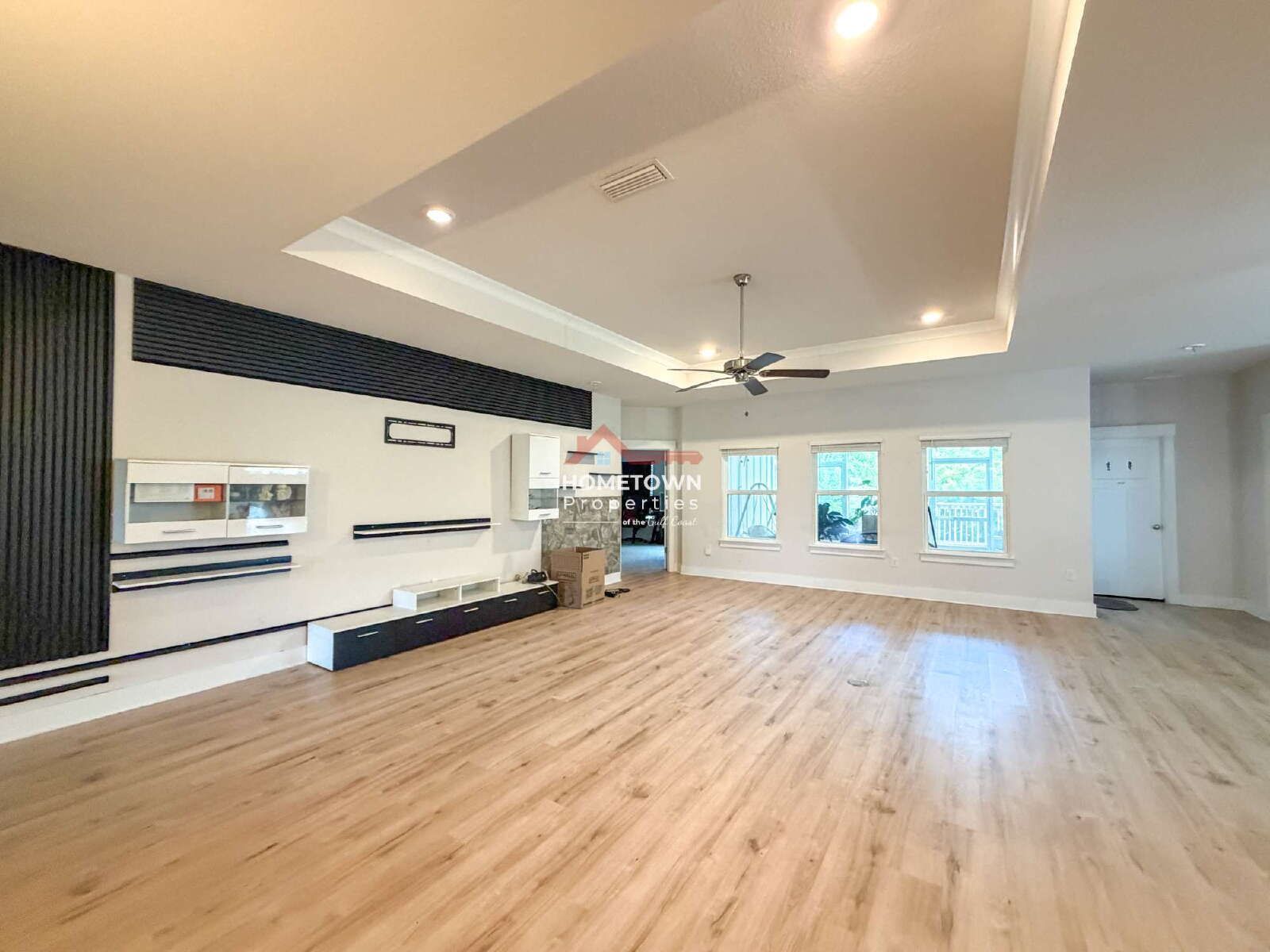 Spacious 4-Bedroom with Luxurious Granite Touches in Pensacola! property image