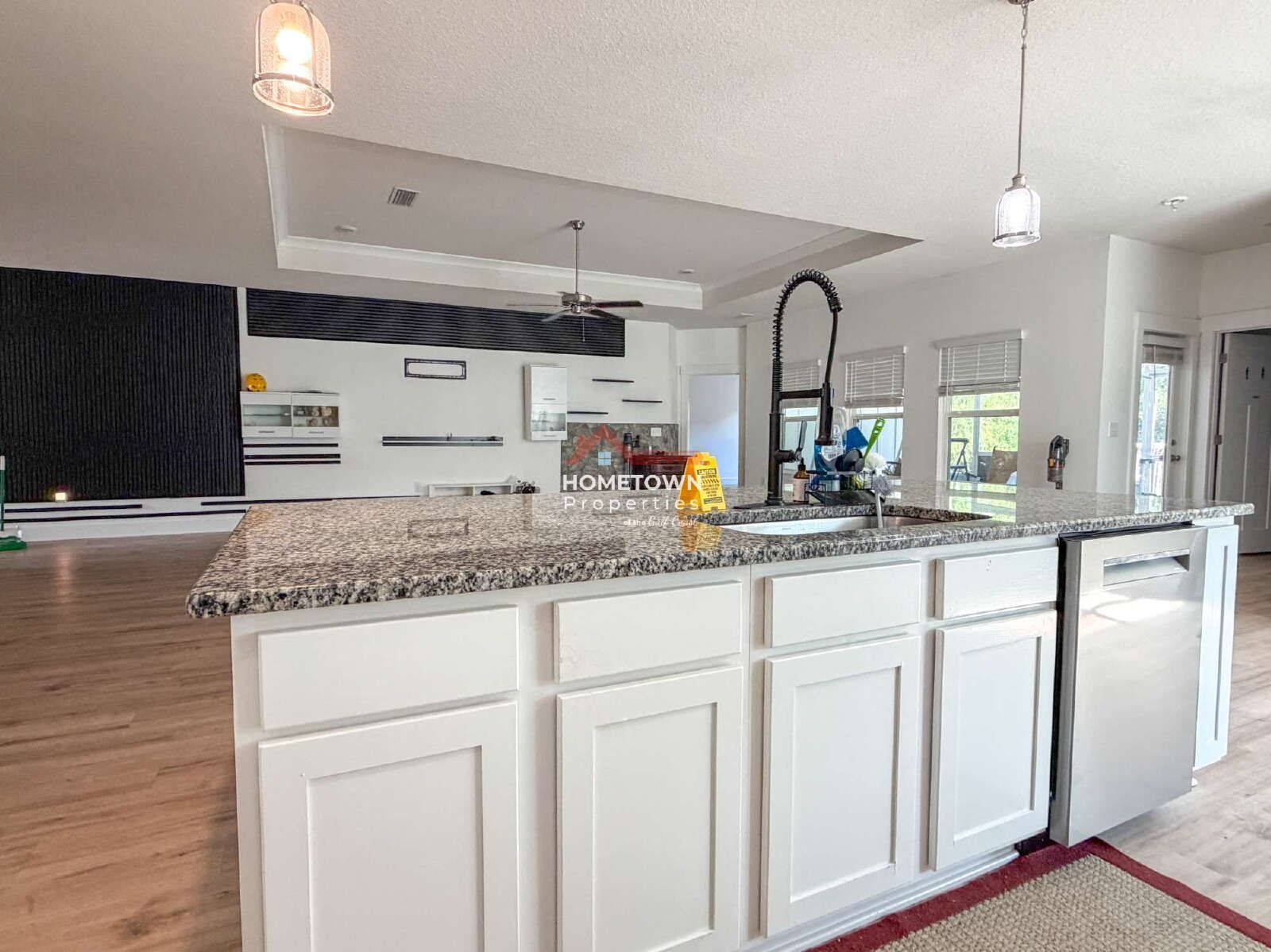 Spacious 4-Bedroom with Luxurious Granite Touches in Pensacola! property image