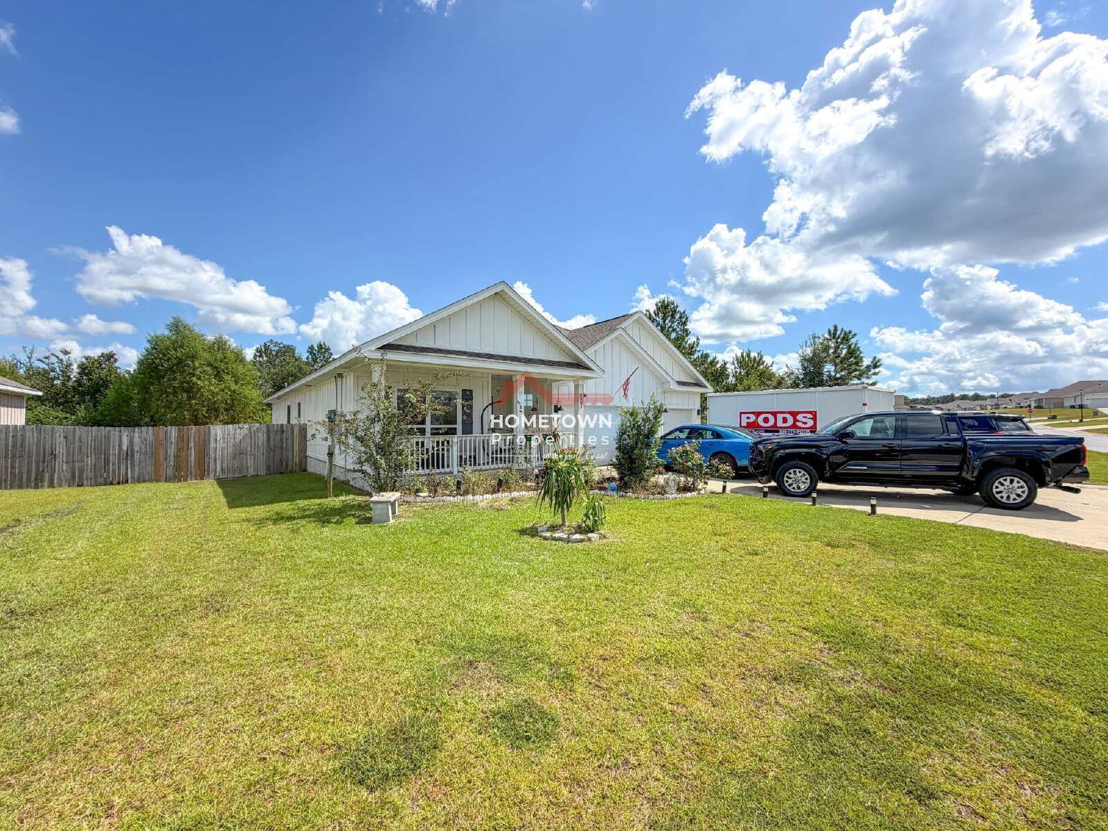 Spacious 4-Bedroom with Luxurious Granite Touches in Pensacola! property image