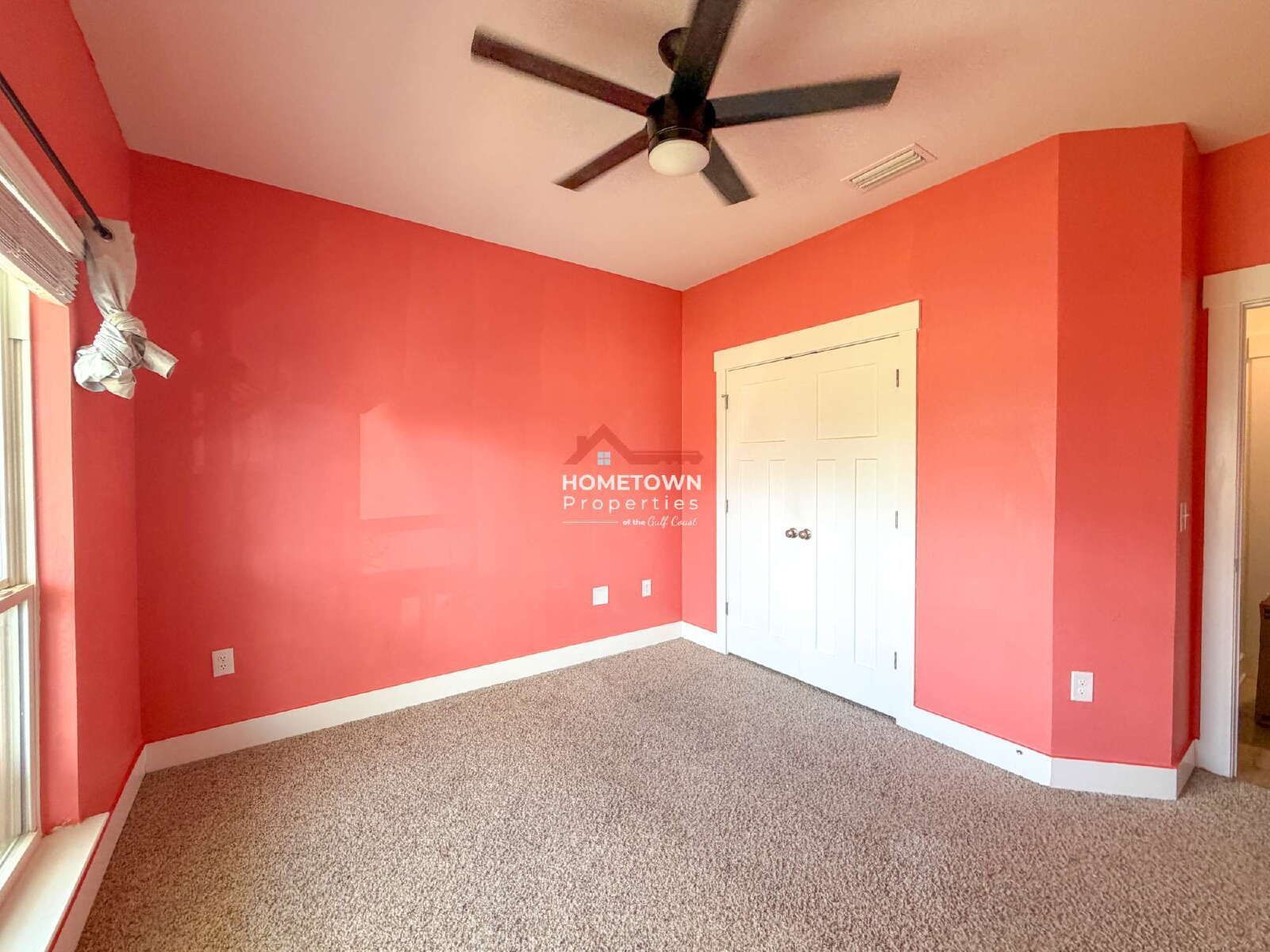 Spacious 4-Bedroom with Luxurious Granite Touches in Pensacola! property image
