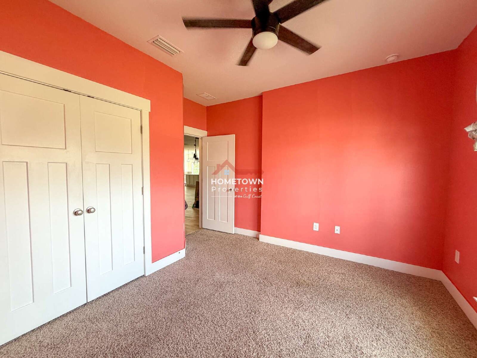 Spacious 4-Bedroom with Luxurious Granite Touches in Pensacola! property image