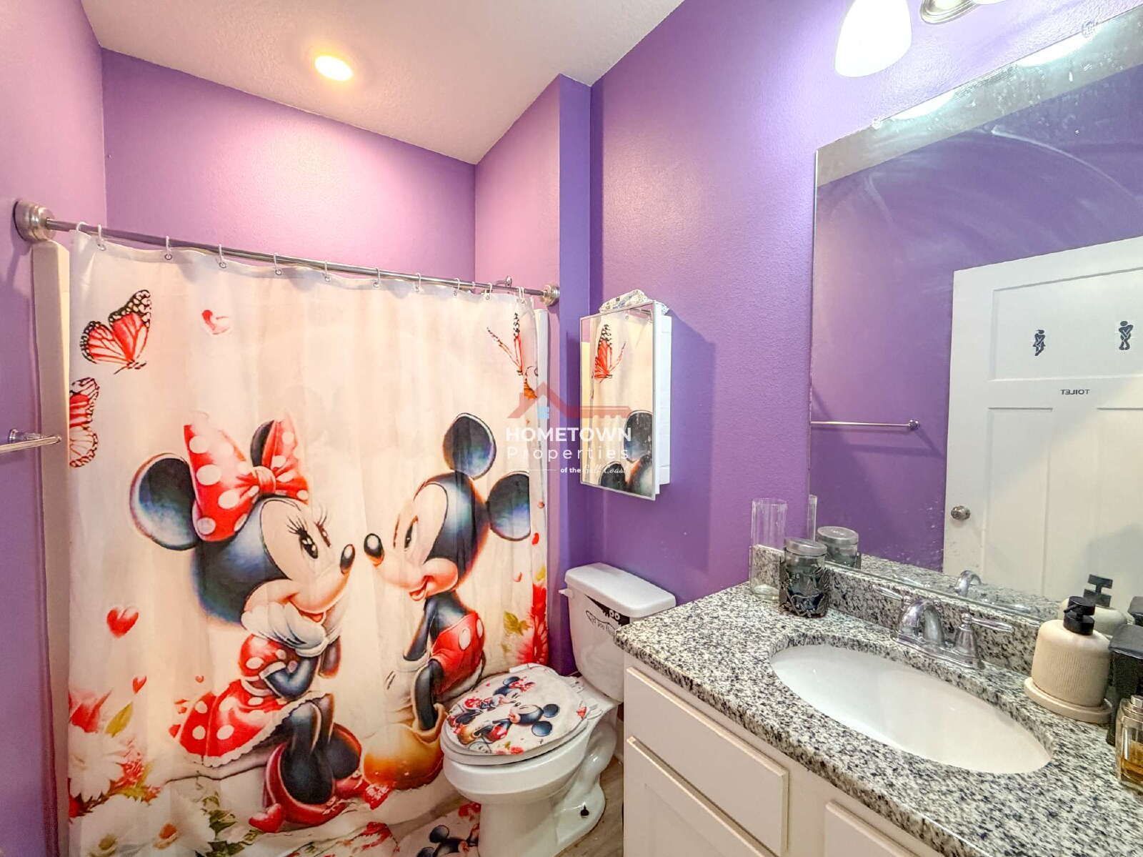 Spacious 4-Bedroom with Luxurious Granite Touches in Pensacola! property image