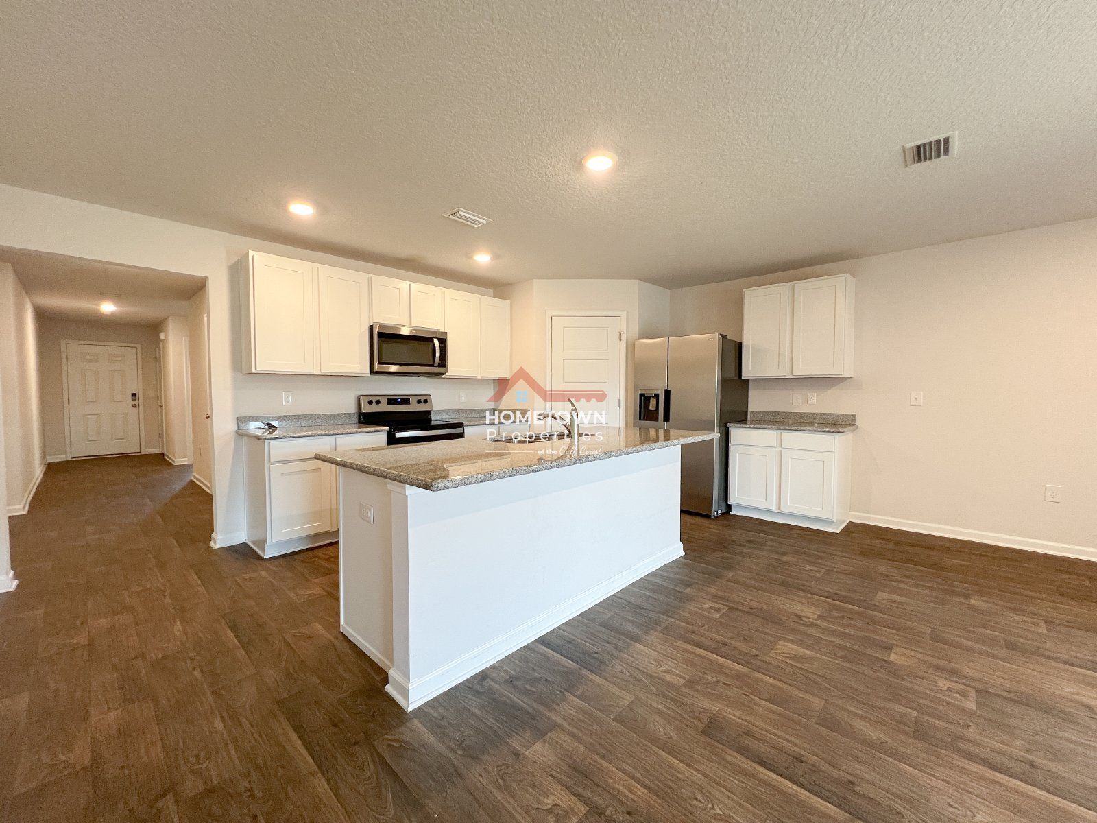 Modern 4-Bedroom Home with 2 Full Bathrooms in Cantonment! property image