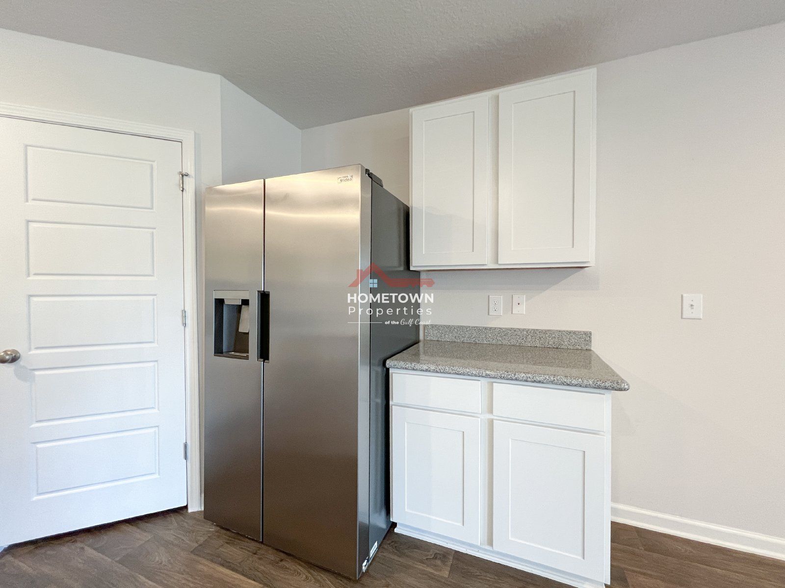 Modern 4-Bedroom Home with 2 Full Bathrooms in Cantonment! property image