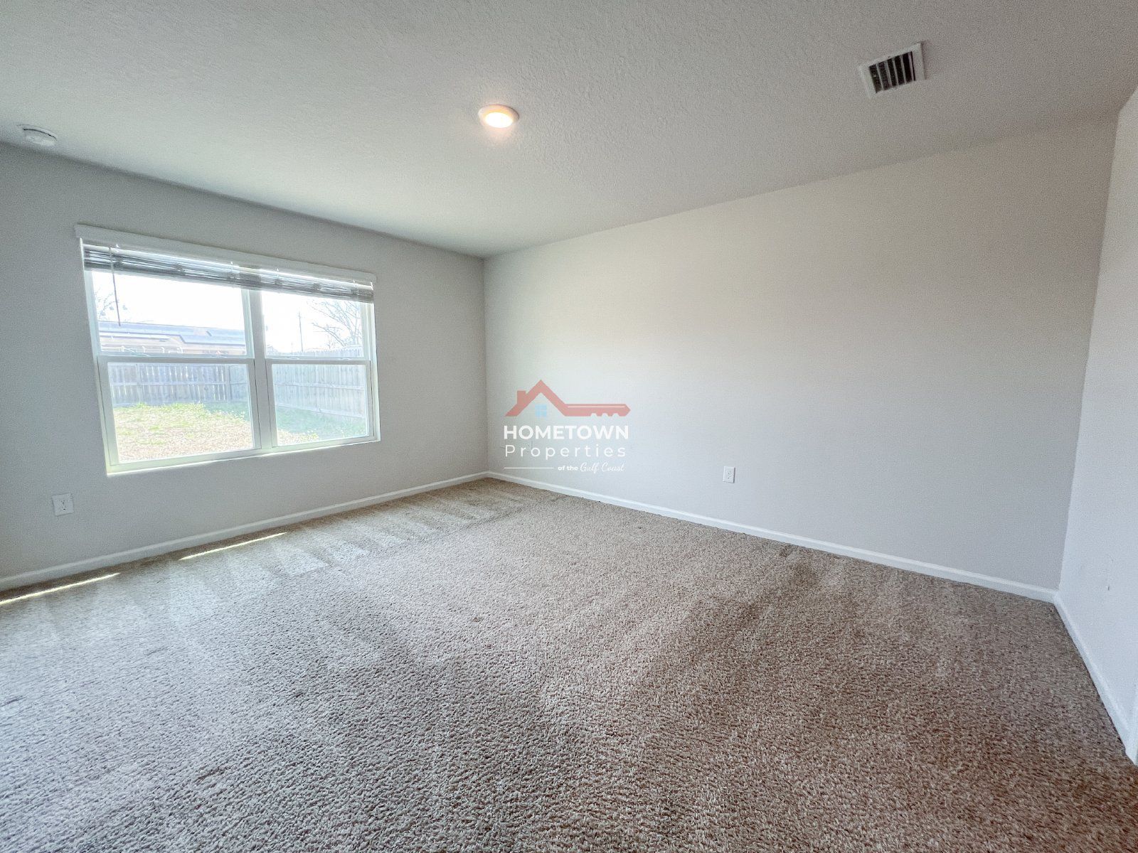 Modern 4-Bedroom Home with 2 Full Bathrooms in Cantonment! property image