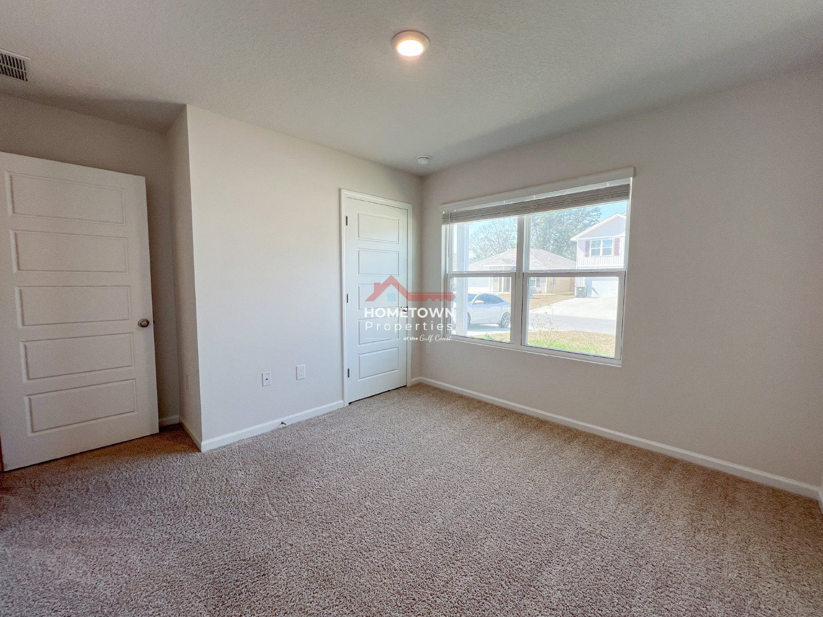 Modern 4-Bedroom Home with 2 Full Bathrooms in Cantonment! property image