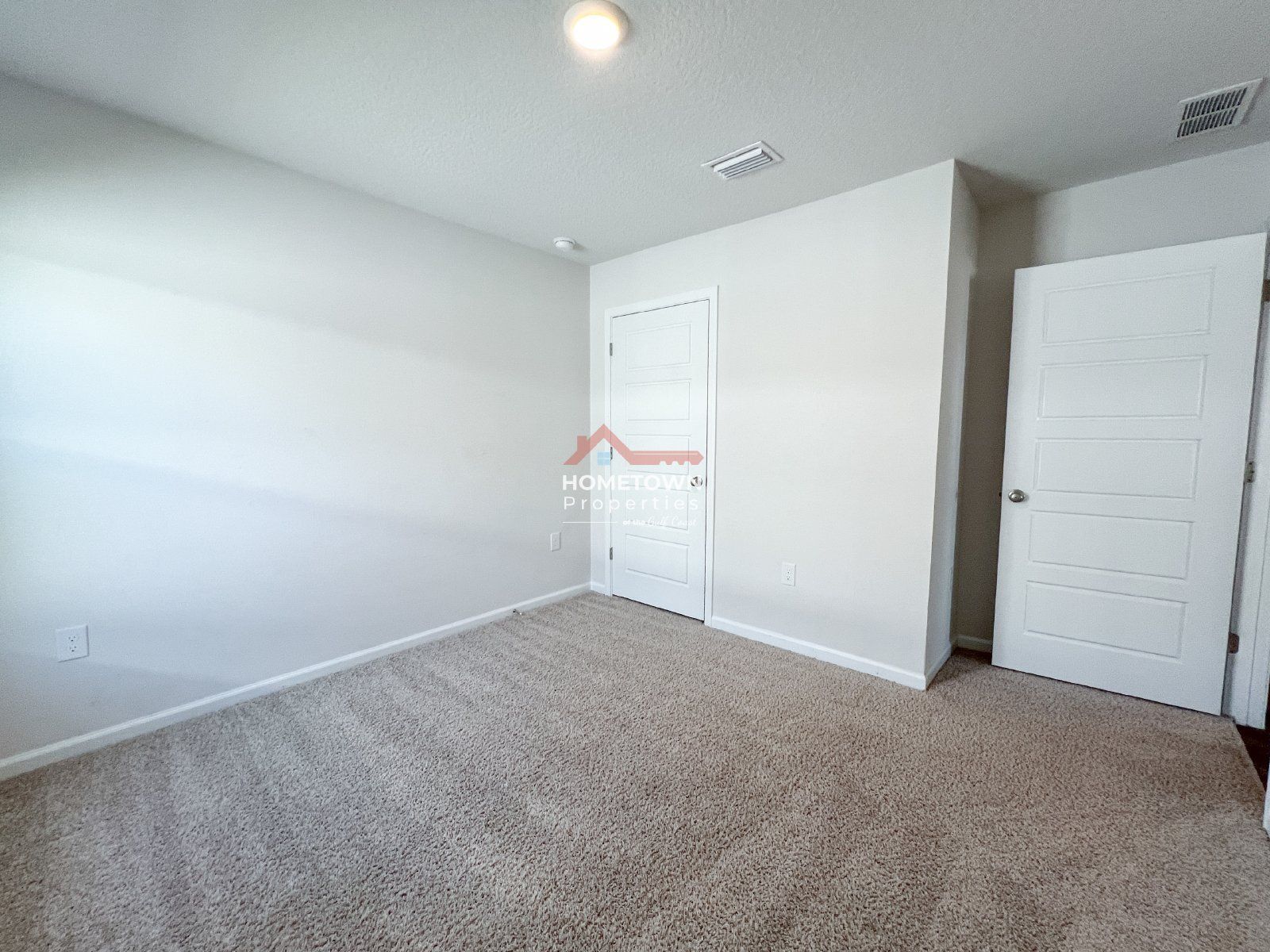 Modern 4-Bedroom Home with 2 Full Bathrooms in Cantonment! property image