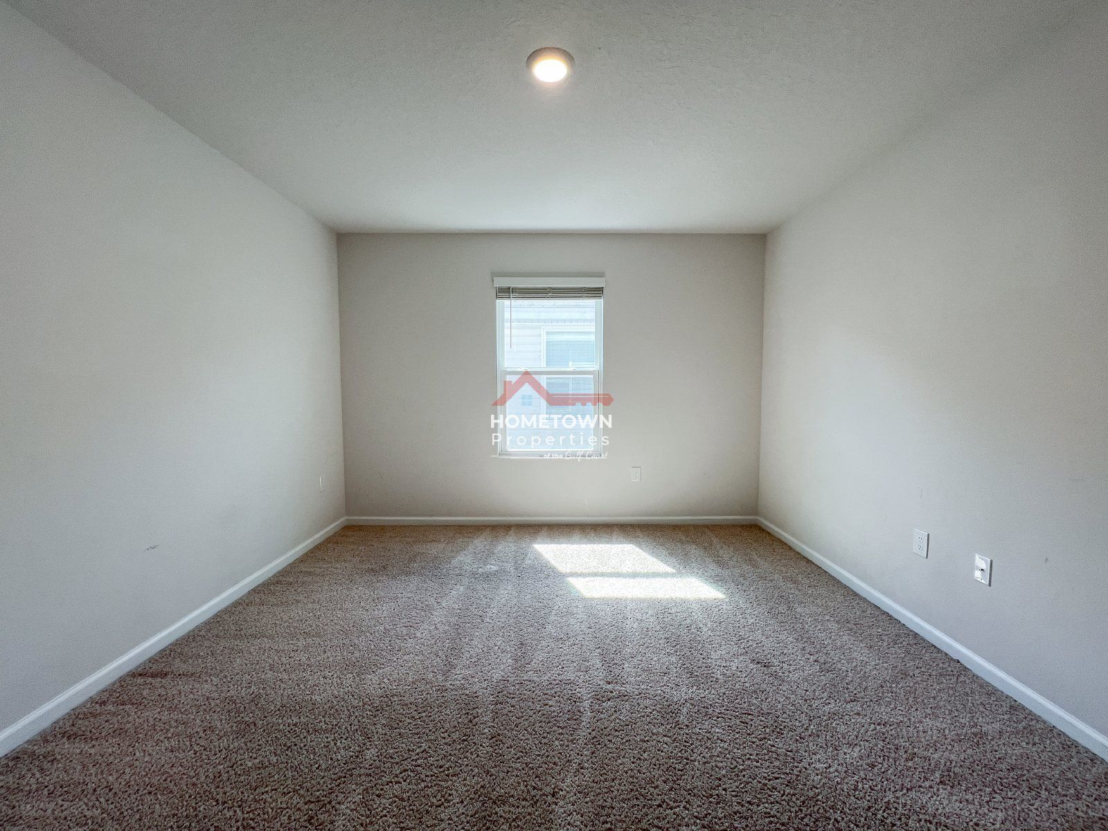 Modern 4-Bedroom Home with 2 Full Bathrooms in Cantonment! property image