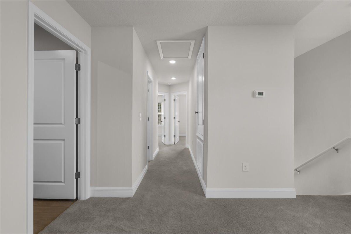 Charming 3-Bed Haven with Granite Countertops & Spacious Living at 1116 Coniferous Ave! property image