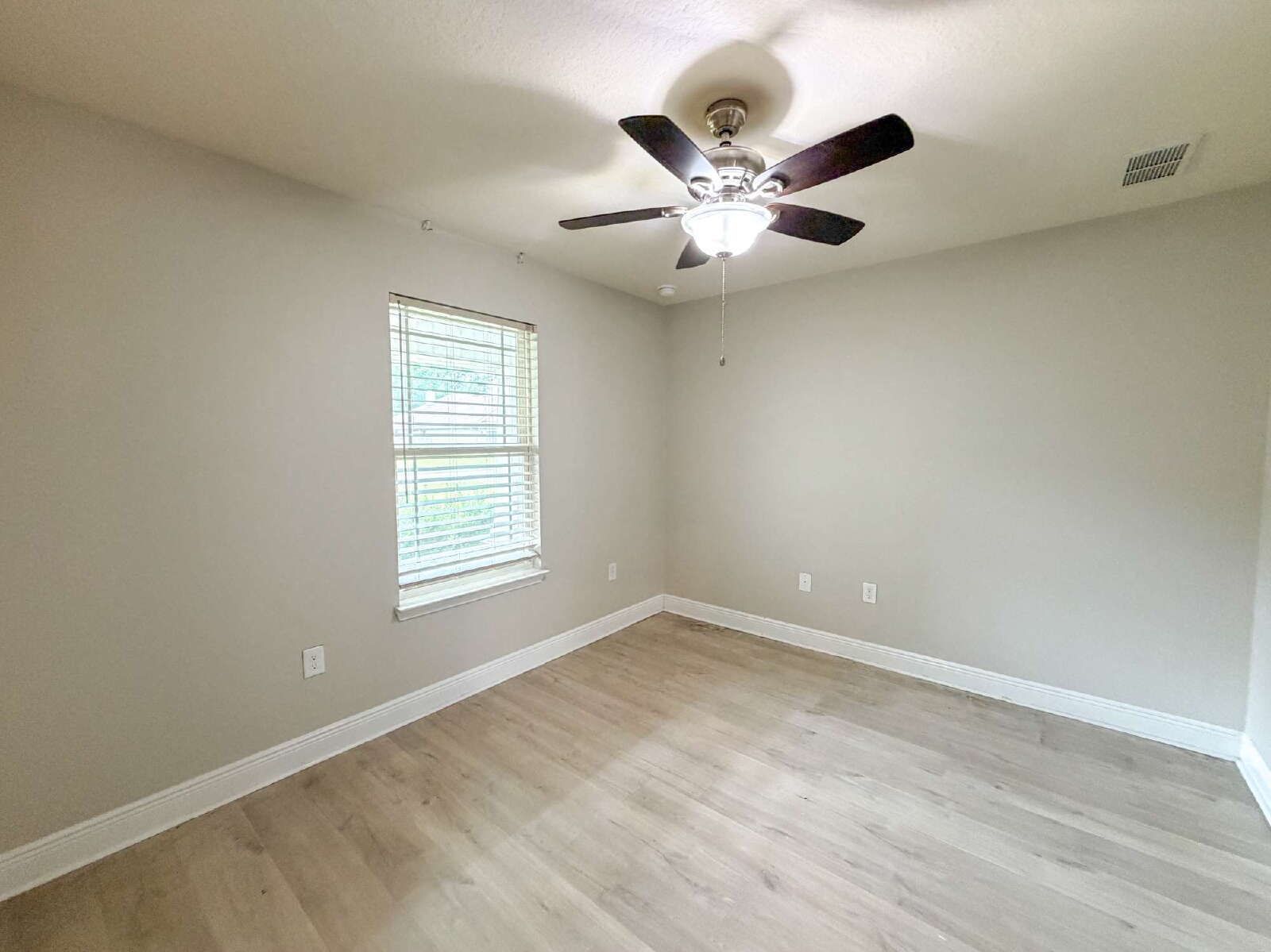 Charming 4-Bedroom Retreat in Pace, FL property image