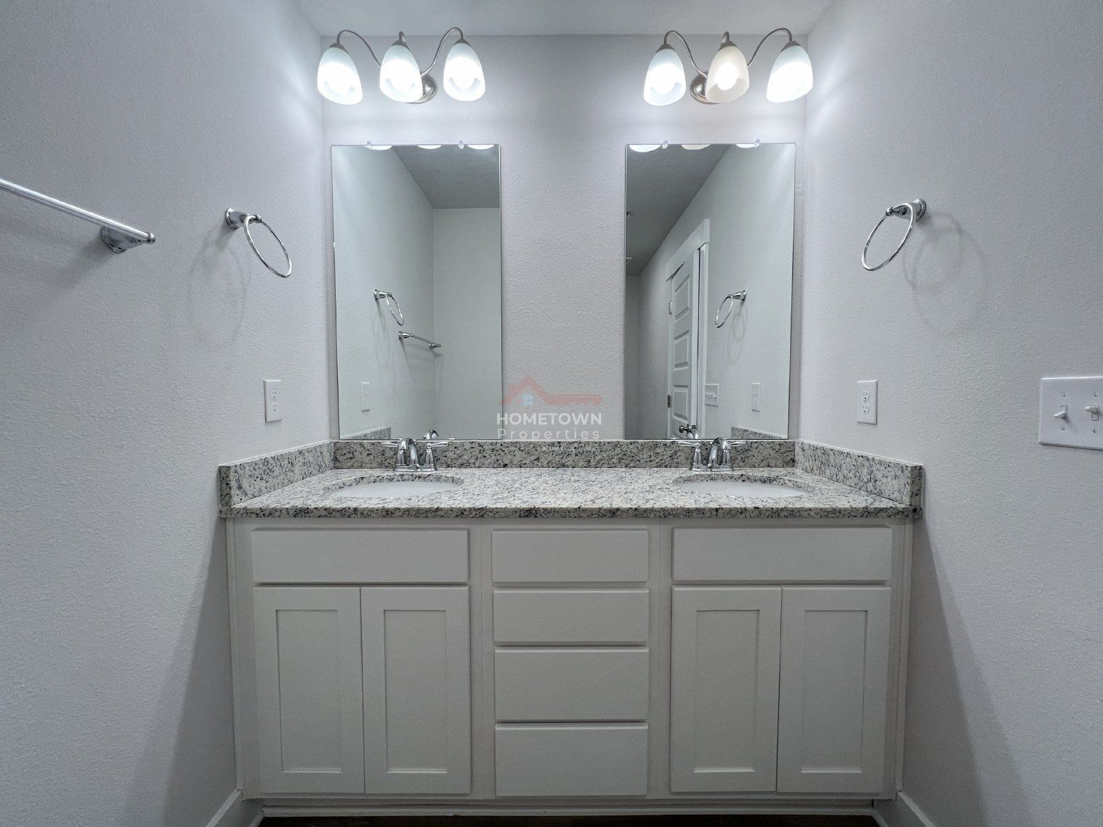 Beautiful 3 Bed, 2.5 Bath Rental in Pensacola, FL! property image