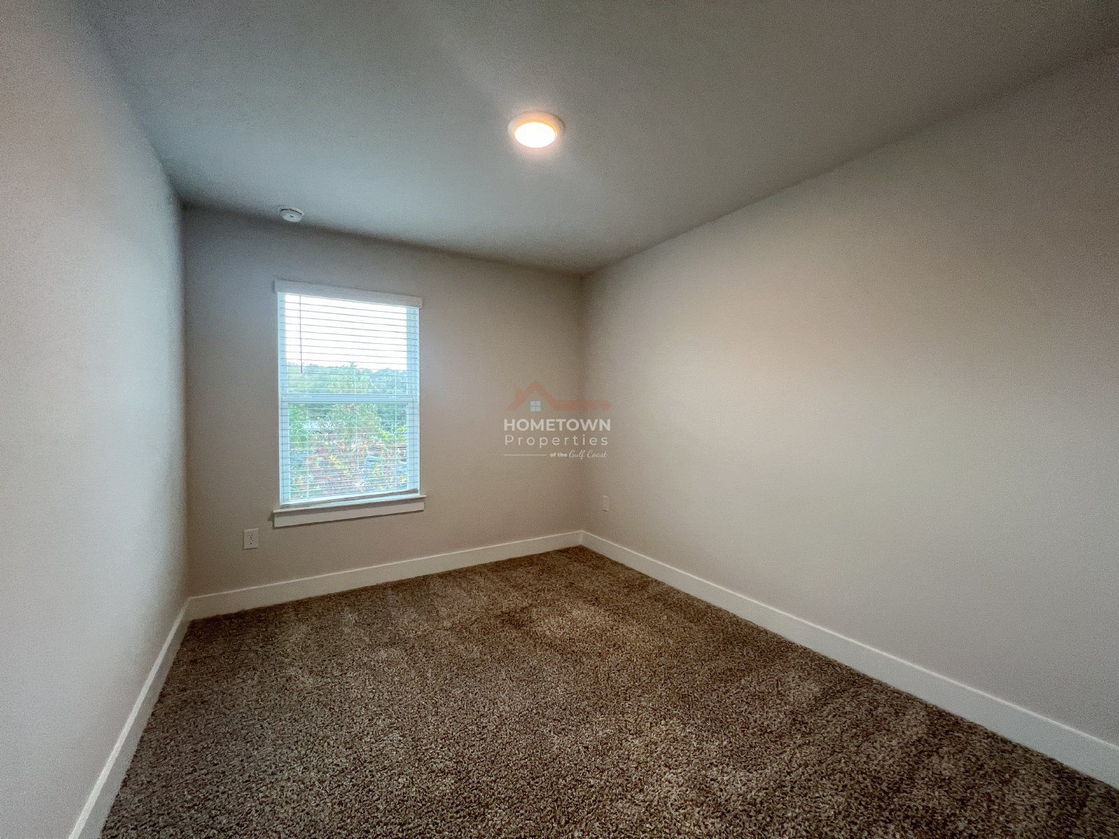 Beautiful 3 Bed, 2.5 Bath Rental in Pensacola, FL! property image