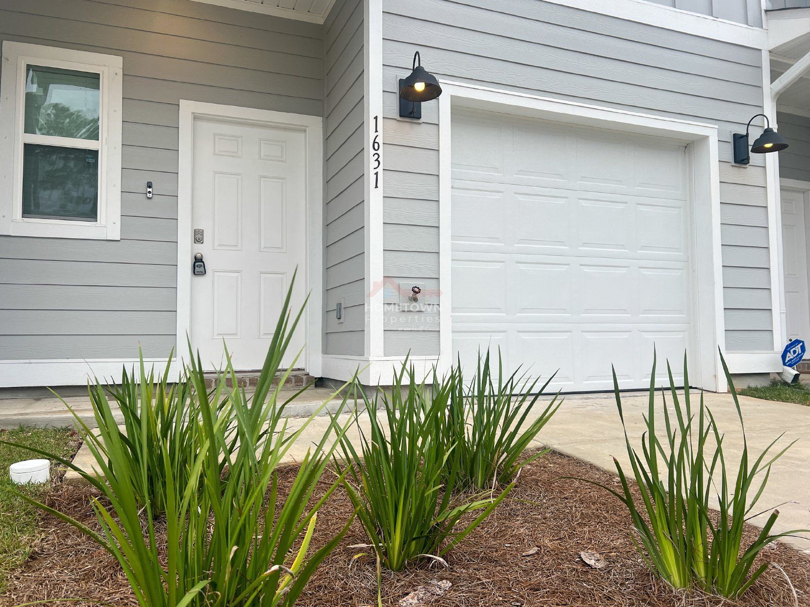 Beautiful 3 Bed, 2.5 Bath Rental in Pensacola, FL! property image
