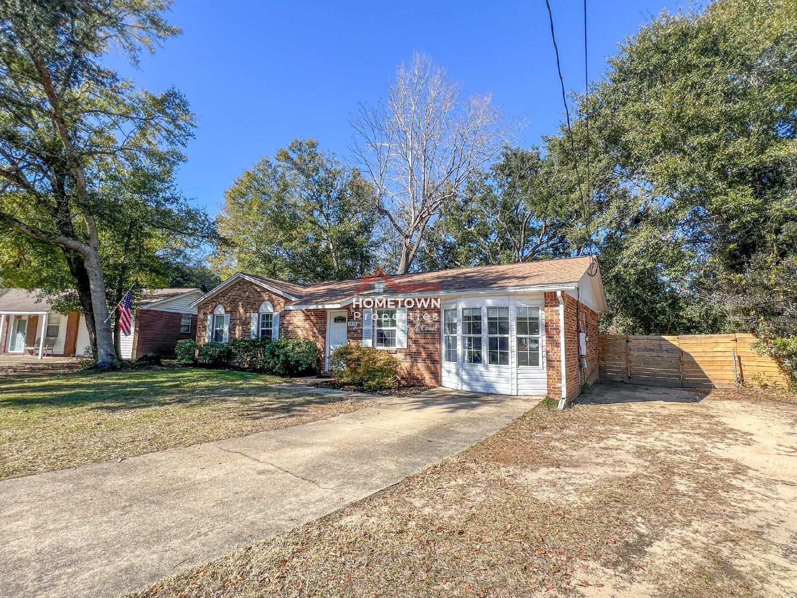 Charming 3-Bedroom Retreat with 2 Baths - Discover Your Cozy Home at 5430 Jenny Circle! property image