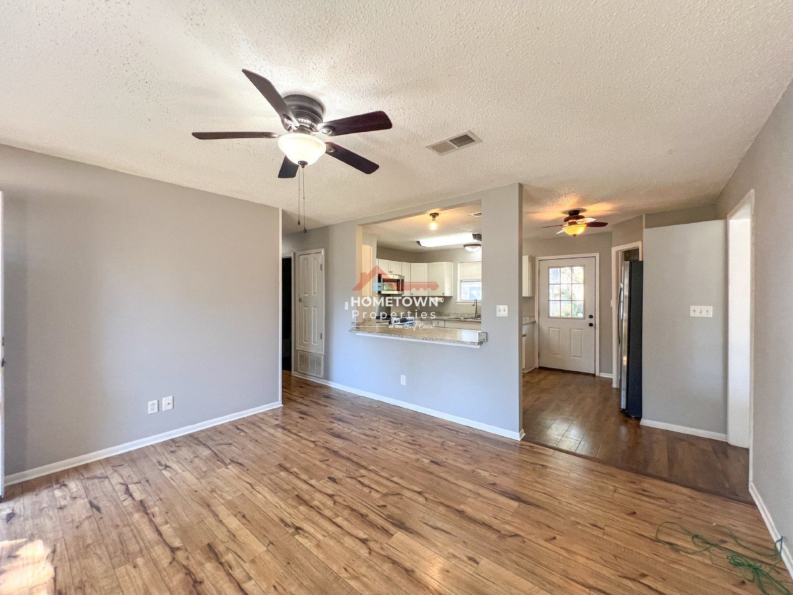 Charming 3-Bedroom Retreat with 2 Baths - Discover Your Cozy Home at 5430 Jenny Circle! property image
