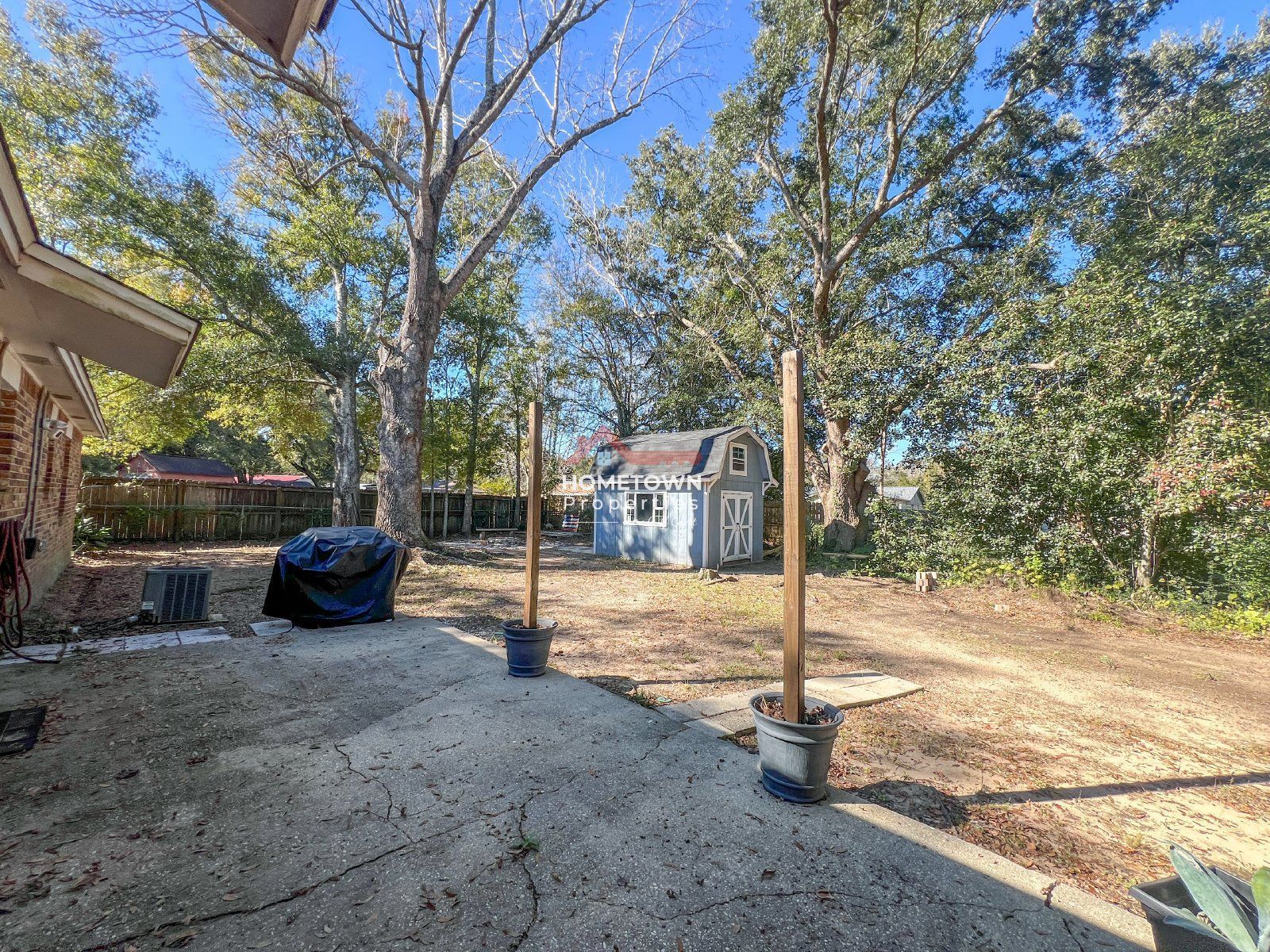Charming 3-Bedroom Retreat with 2 Baths - Discover Your Cozy Home at 5430 Jenny Circle! property image
