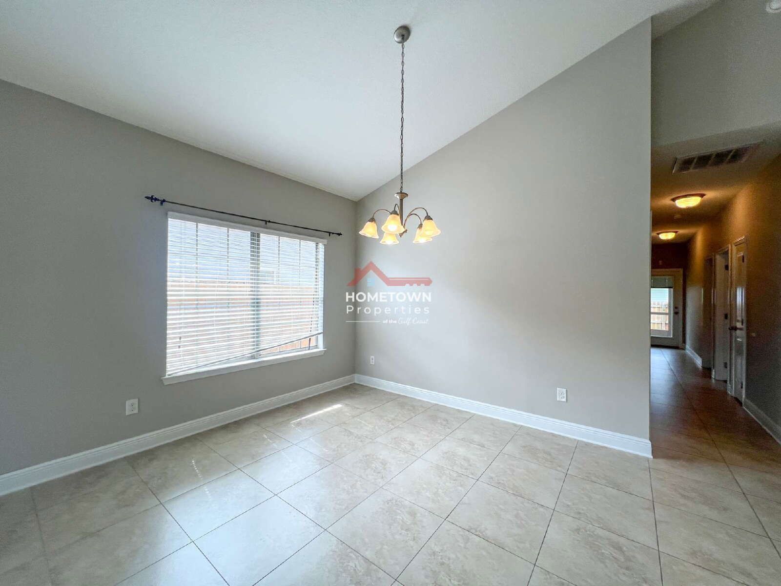 Charming 3-Bed, 2-Bath Retreat in Pensacola – Spacious 1,432 Sq Ft Haven! property image