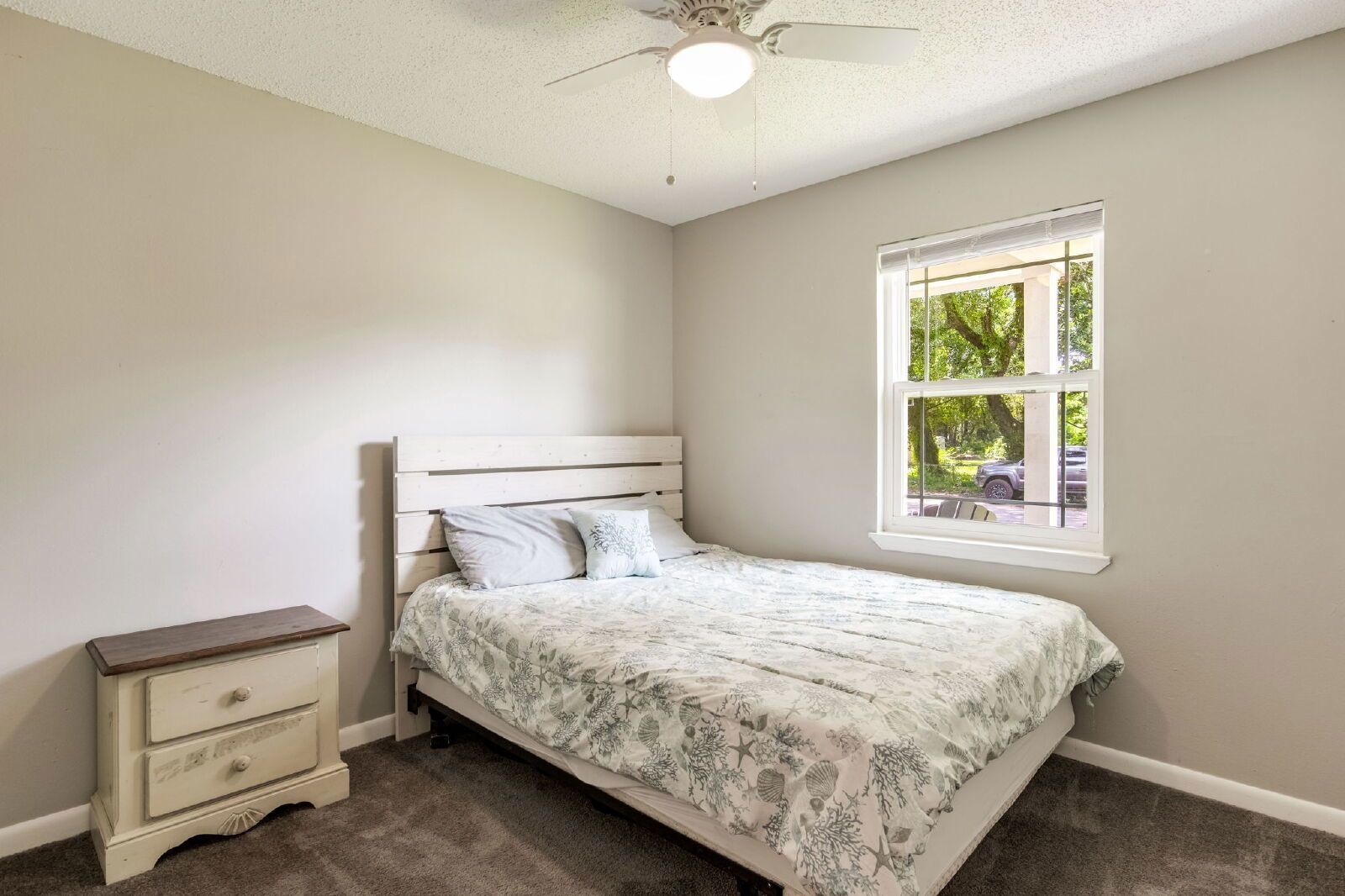 Charming 4-Bed, 2-Bath Home with 1,275 Sq Ft in Pensacola! property image