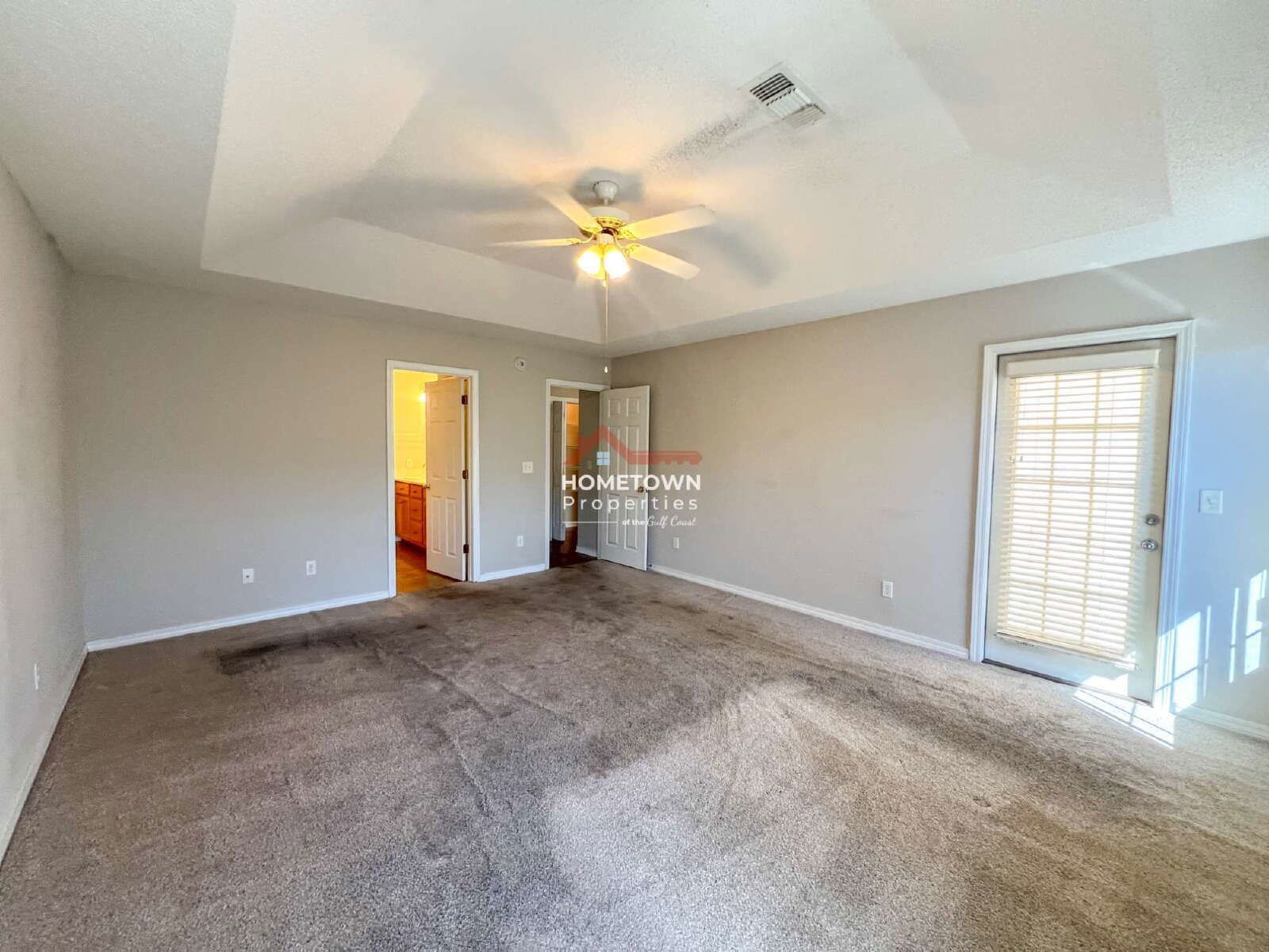 Charming 3-Bed Oasis in Pensacola – 2 Baths & 1654 Sq Ft of Comfort! property image