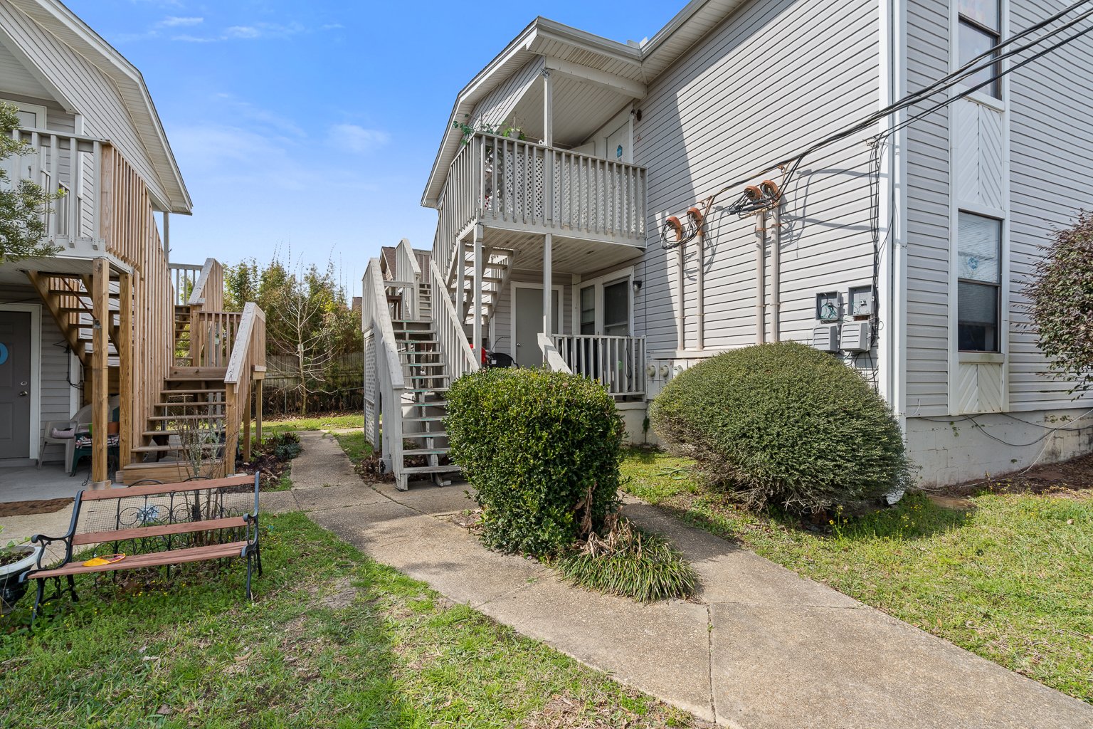 Discover Coastal Living at its Finest property image