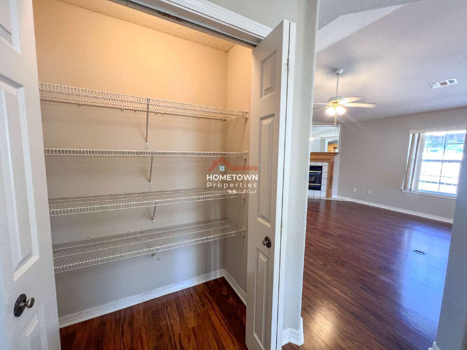 Charming 3-Bed Oasis in Pensacola – 2 Baths & 1654 Sq Ft of Comfort! property image