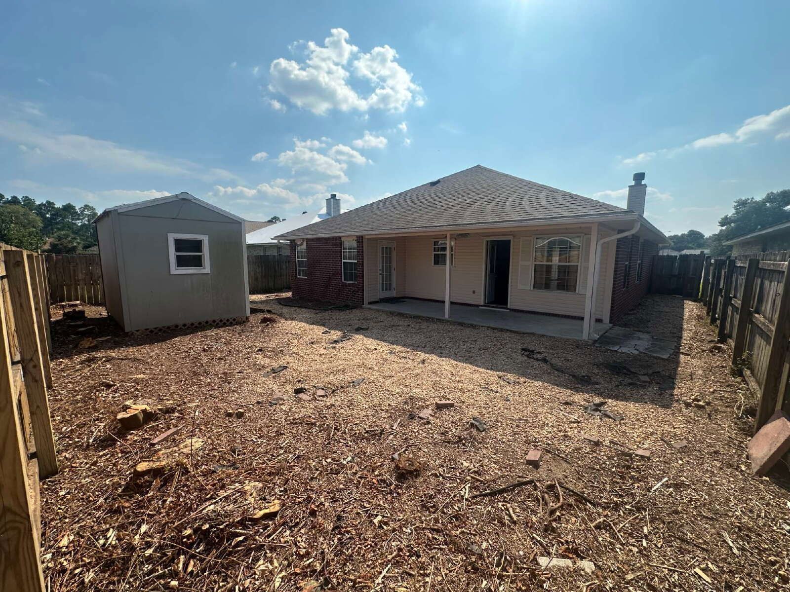 Charming 3-Bed Oasis in Pensacola – 2 Baths & 1654 Sq Ft of Comfort! property image