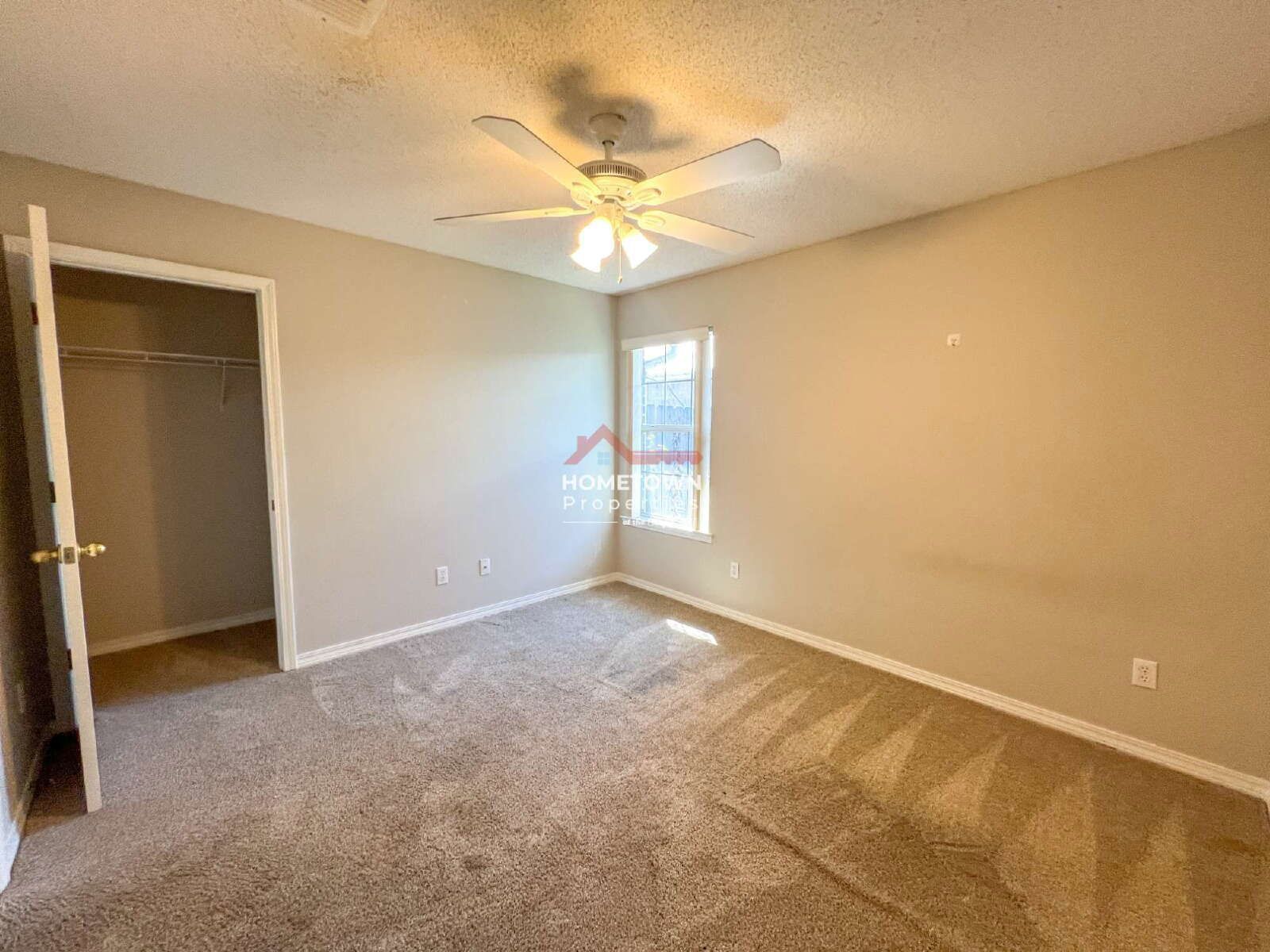 Charming 3-Bed Oasis in Pensacola – 2 Baths & 1654 Sq Ft of Comfort! property image