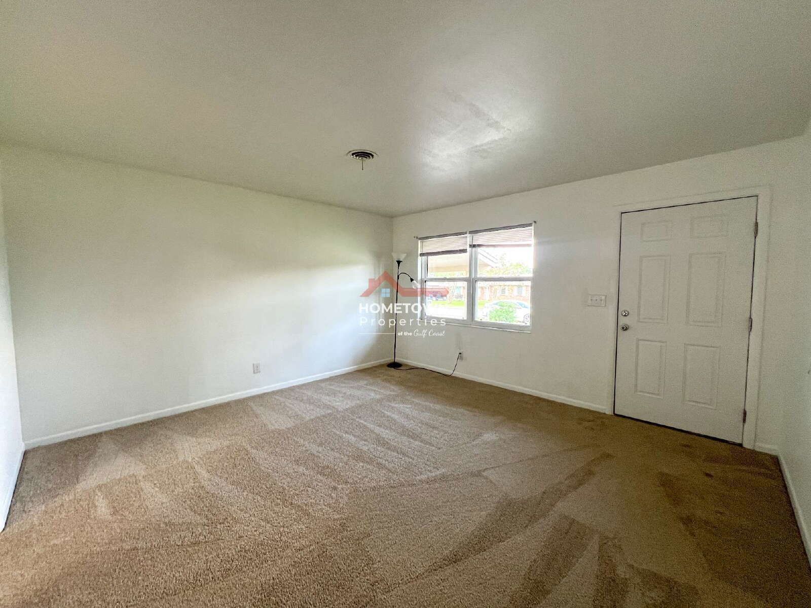 Charming 3-Bed, 2-Bath Home with Hardwood Floors property image
