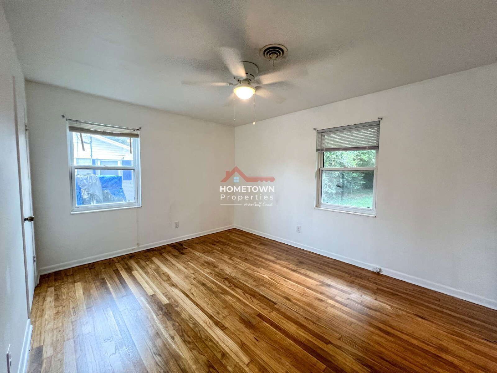 Charming 3-Bed, 2-Bath Home with Hardwood Floors property image