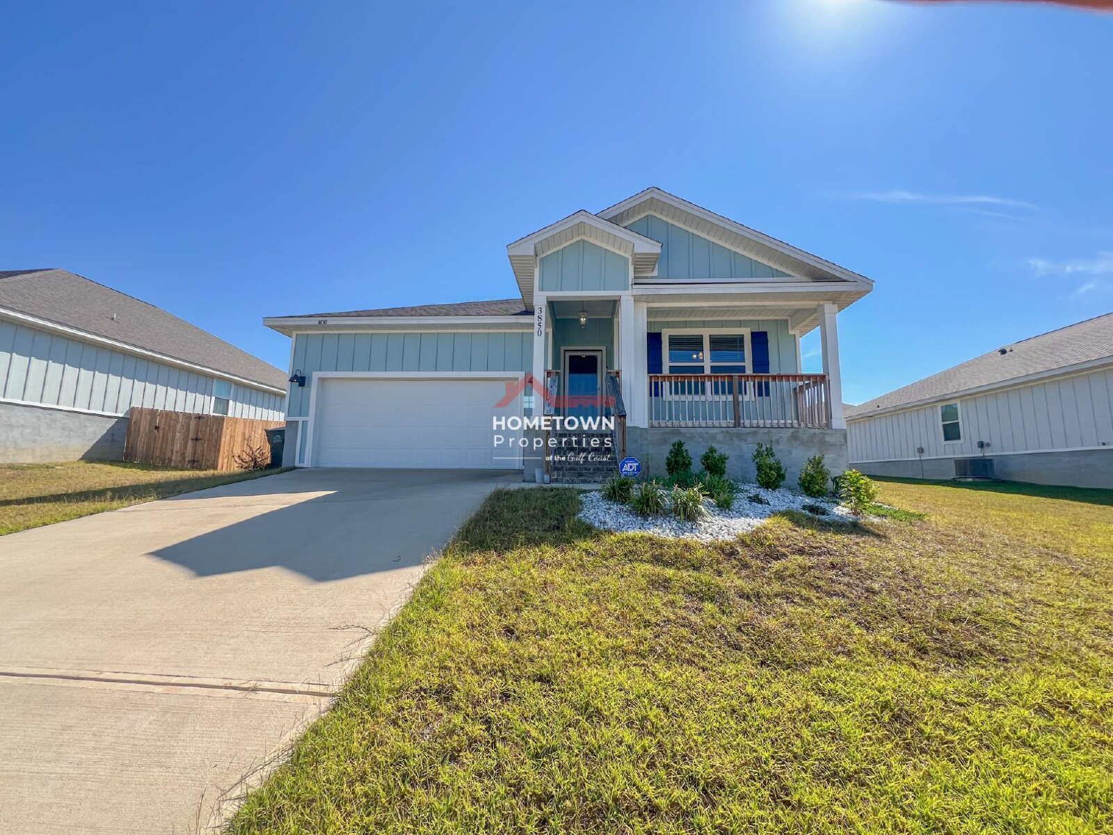 Charming 4-Bed Sanctuary in Pensacola with Spacious 1787 Sq Ft Layout! property image