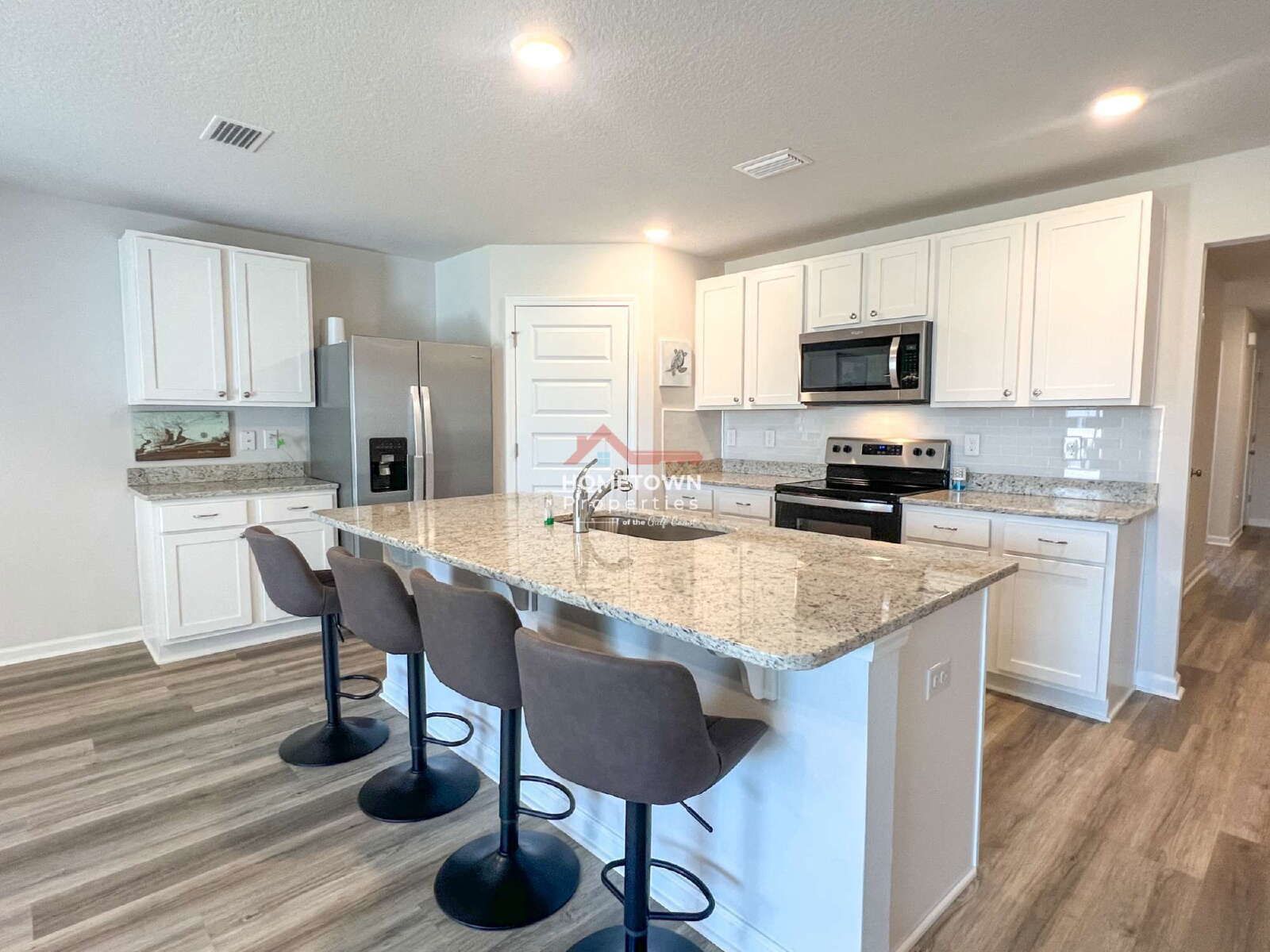 Charming 4-Bed Sanctuary in Pensacola with Spacious 1787 Sq Ft Layout! property image
