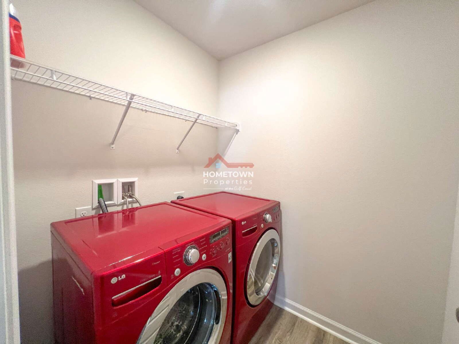 Charming 4-Bed Sanctuary in Pensacola with Spacious 1787 Sq Ft Layout! property image