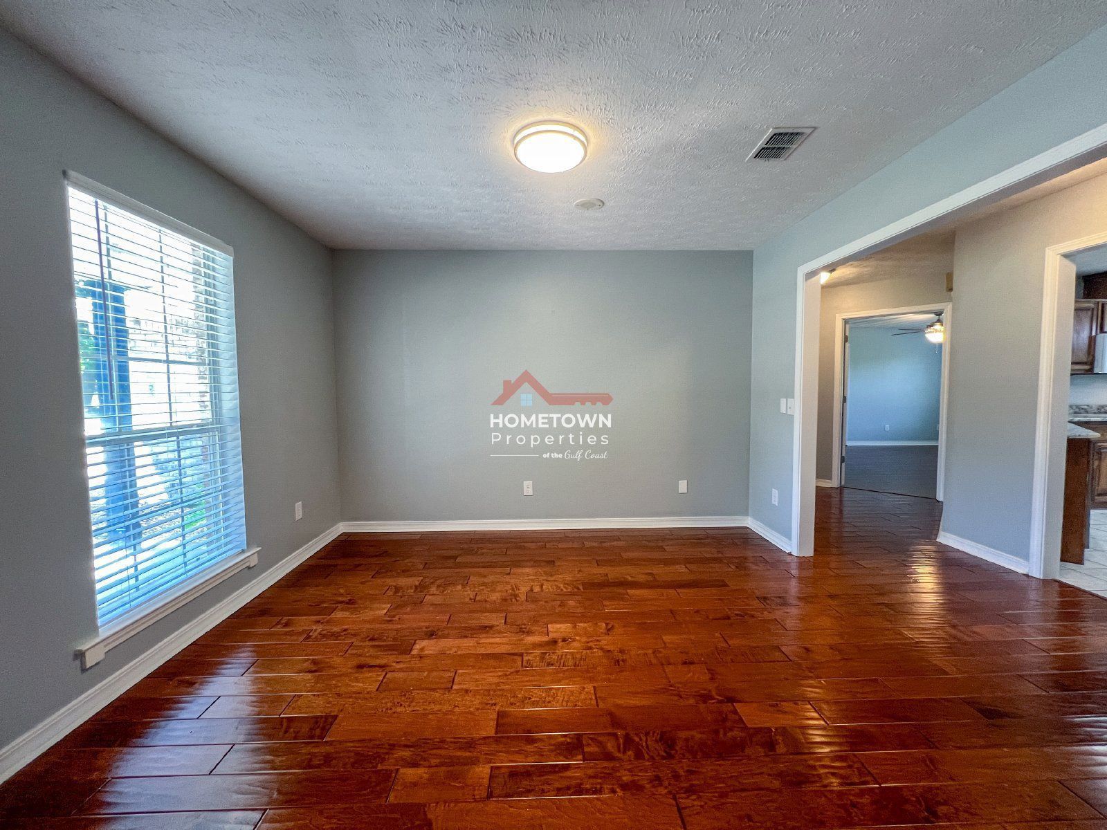 Spacious 3-Bed, 2-Bath Home on Wymart Road with Office and Sunroom property image
