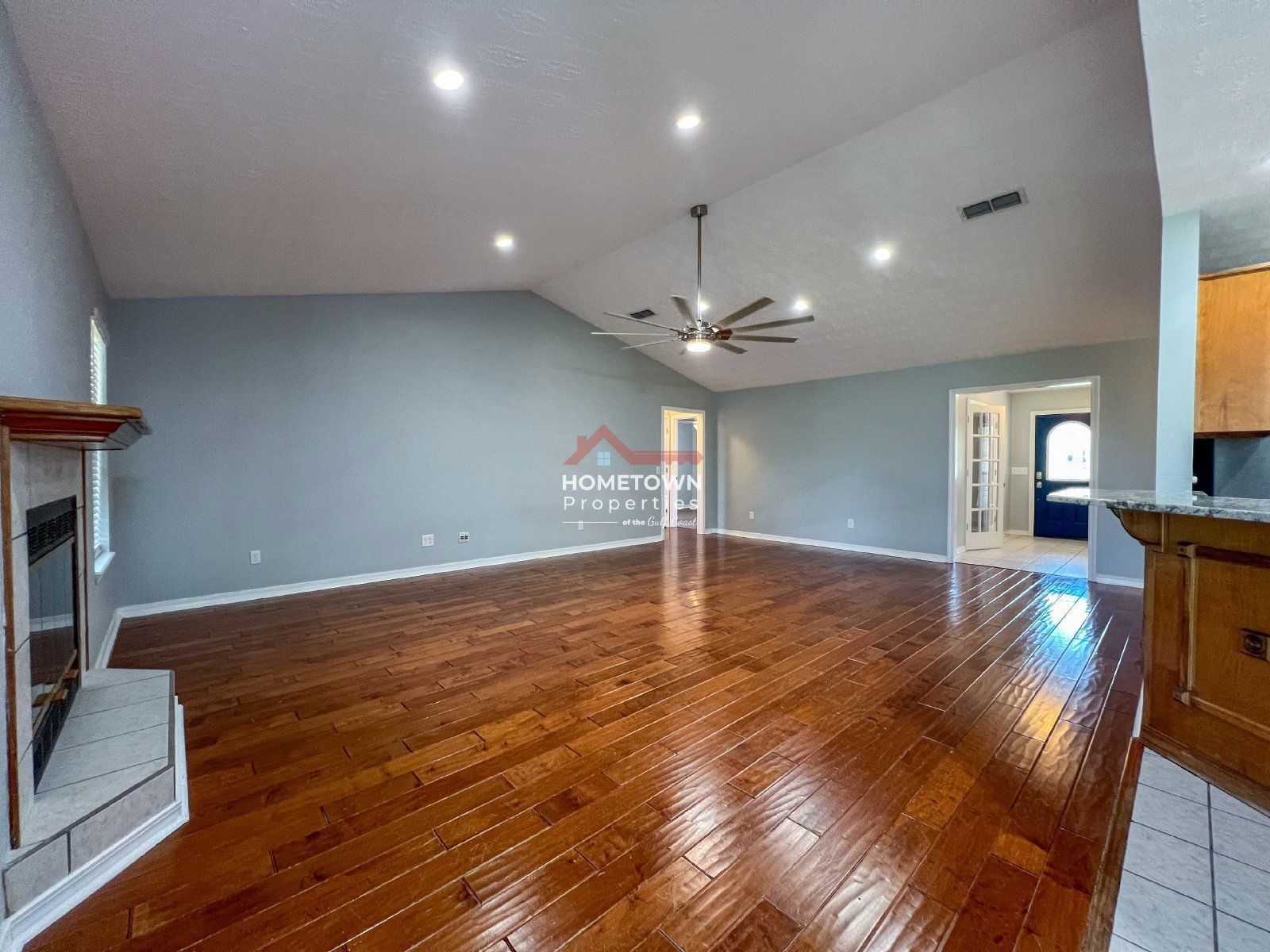 Spacious 3-Bed, 2-Bath Home on Wymart Road with Office and Sunroom property image
