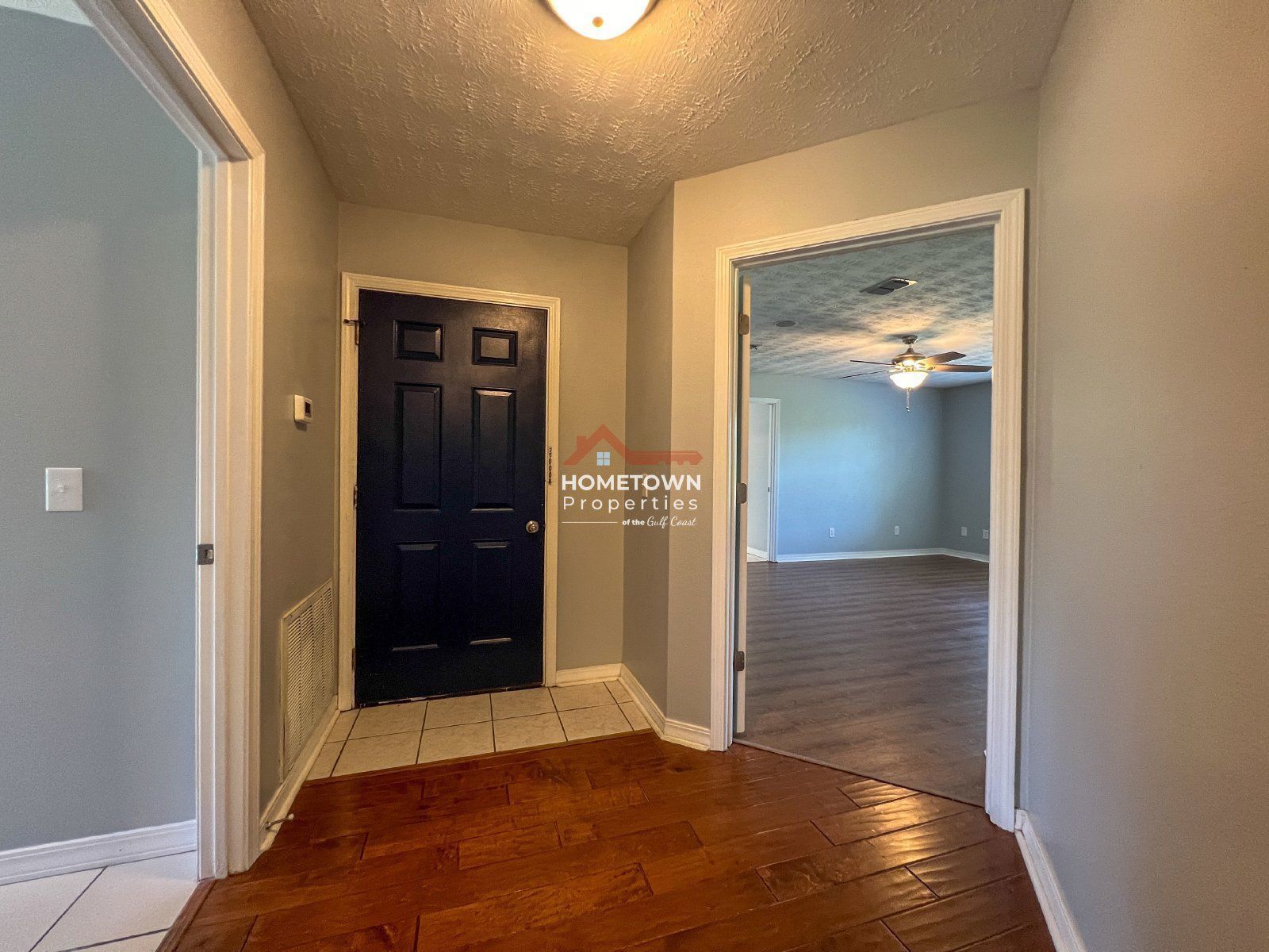 Spacious 3-Bed, 2-Bath Home on Wymart Road with Office and Sunroom property image